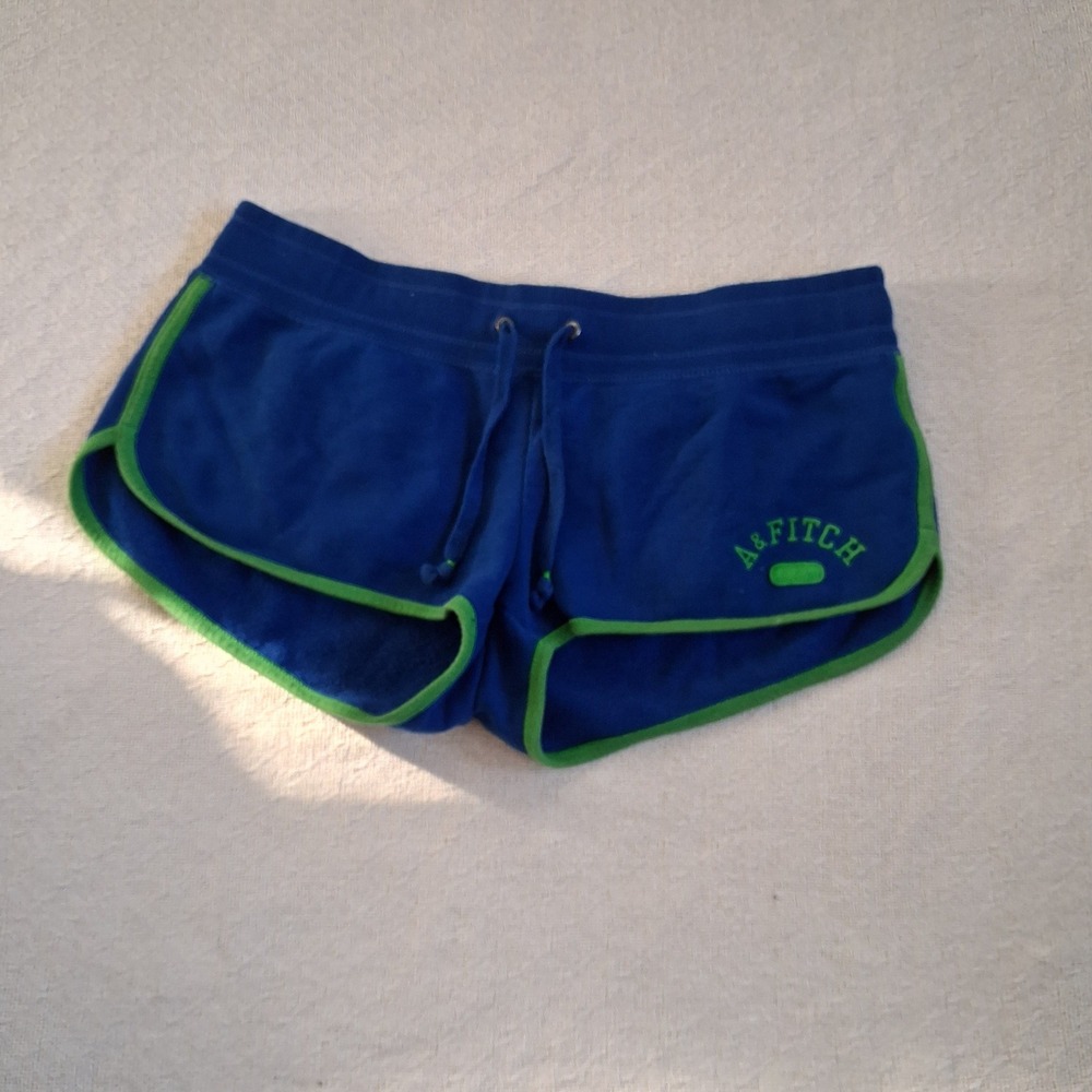 a&f y2k shorts medium dolphin athleisure vintage 2000s preppy vsco abercrombie